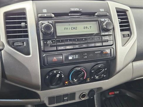 Used 2012 Toyota Tacoma PreRunner w/ SR5 Pkg RWD image 11