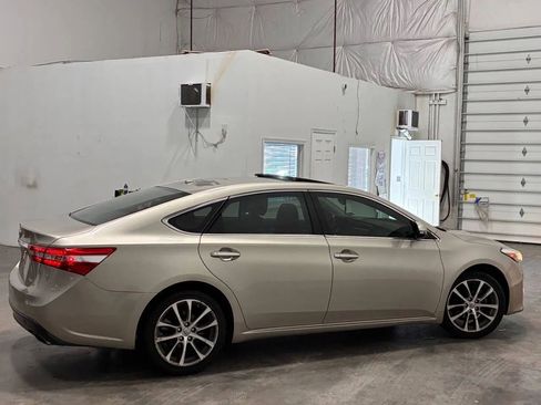 Used 2014 Toyota Avalon XLE Touring image 11