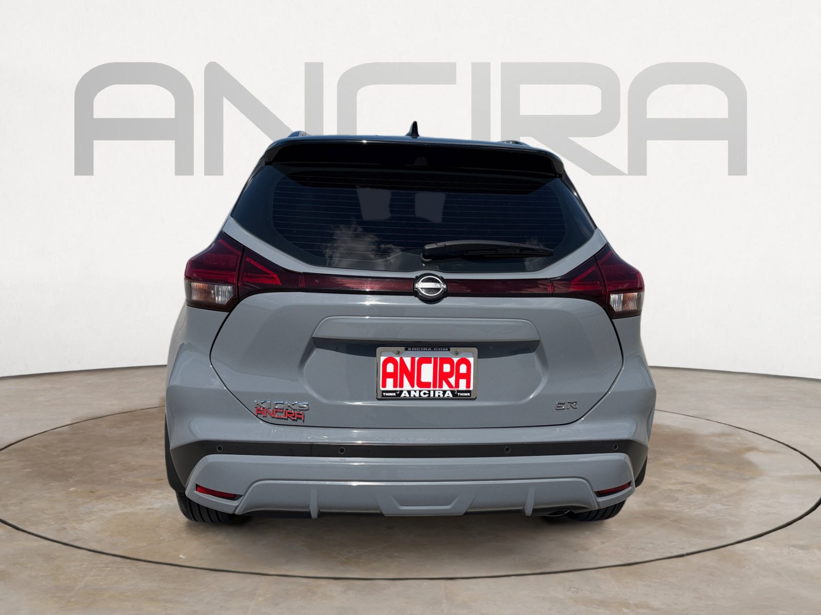 Used 2023 Nissan Kicks SR w/ SR Premium Package FWD image 9