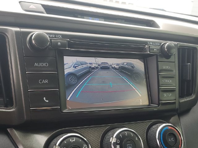 Used 2015 Toyota RAV4 LE FWD image 19