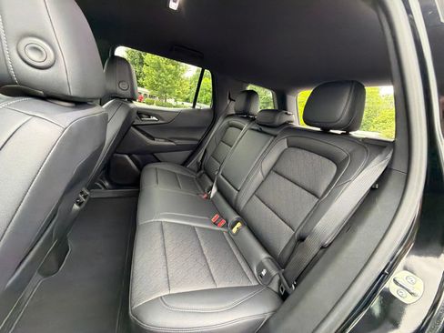 Used 2026 Chevrolet Equinox LT w/ Convenience Package II FWD image 26