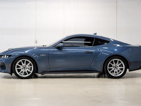 Used 2024 Ford Mustang GT Premium RWD image 11