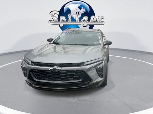 Certified 2024 Chevrolet Trax ACTIV w/ Sunroof Package image 3