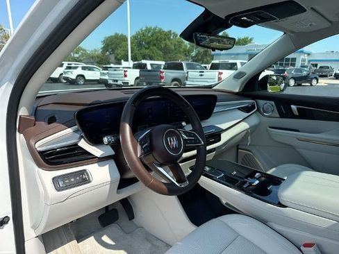 Certified 2025 Buick Enclave Avenir w/ Super Cruise Package FWD image 10