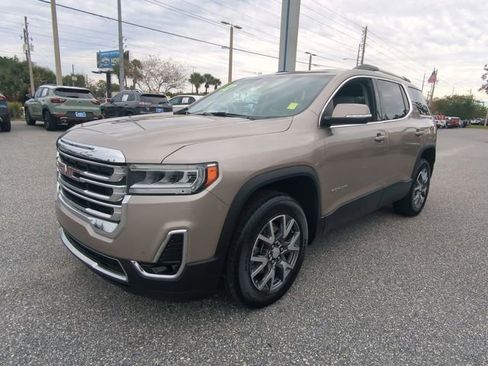 Used 2022 GMC Acadia SLT w/ Preferred Package image 9