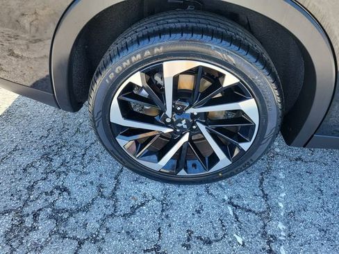 Used 2024 Mitsubishi Outlander SE FWD image 7