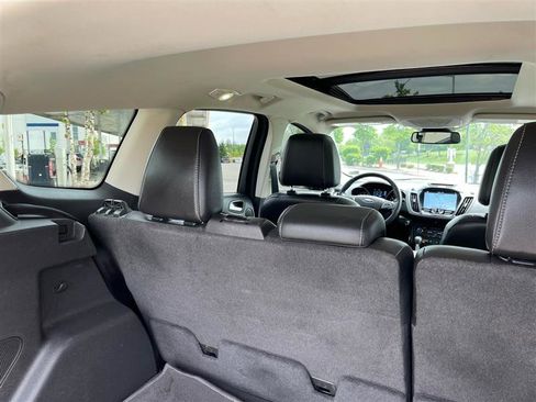 Used 2017 Ford Escape Titanium w/ Equipment Group 301A image 9