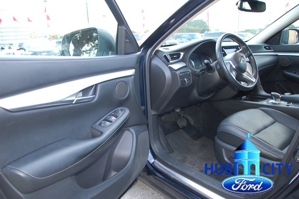 Used 2021 INFINITI QX50 Luxe FWD image 11