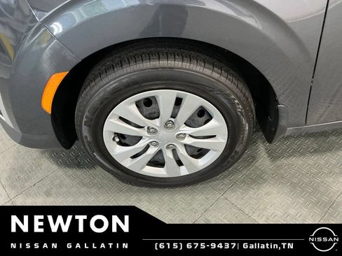 Used 2025 Kia Soul LX FWD image 37