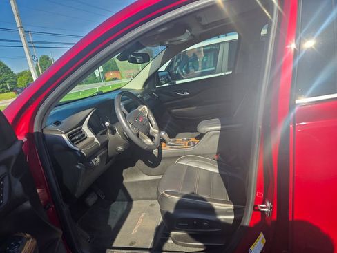 Used 2019 GMC Acadia Denali w/ Technology Package FWD image 7