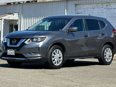 Used 2020 Nissan Rogue S FWD image 8