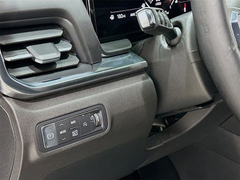 Used 2025 GMC Terrain Elevation image 10