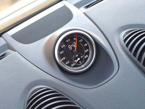 Used 2023 Porsche 718 Boxster image 39