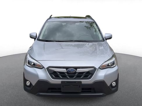 Used 2022 Subaru Crosstrek 2.5i Limited w/ Moonroof Package 1 AWD/4WD image 3