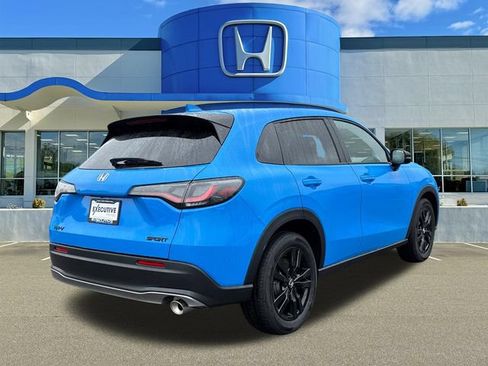 Used 2026 Honda HR-V Sport image 2