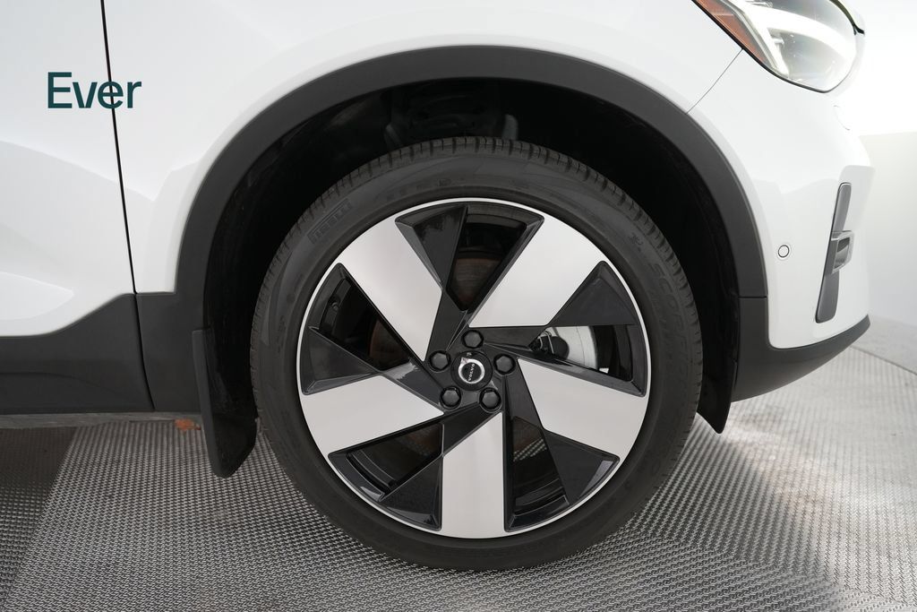 Used 2023 Volvo C40 P8 Recharge Ultimate AWD/4WD image 19