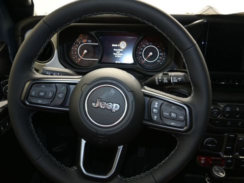 New 2026 Jeep Grand Wagoneer Limited AWD/4WD image 13