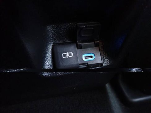 Used 2023 Toyota 4Runner SR5 Premium w/ Moonroof Package AWD/4WD image 10