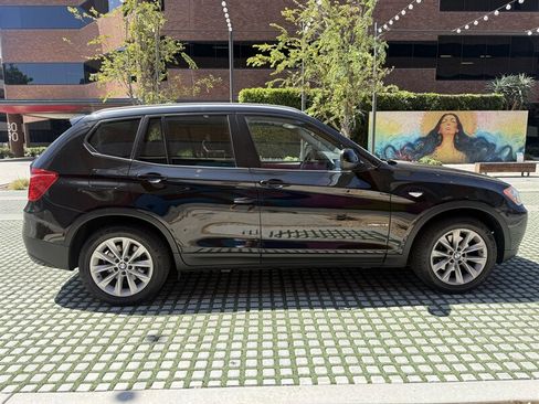 Used 2013 BMW X3 xDrive28i AWD/4WD image 6