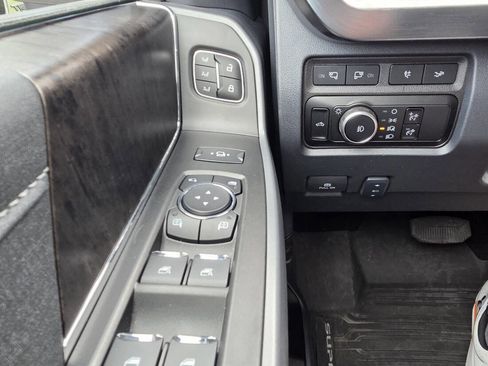 Used 2024 Ford F350 Lariat w/ Lariat Ultimate Package image 8