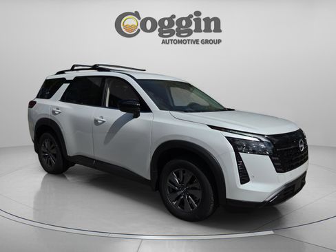 New 2026 Nissan Pathfinder SV AWD/4WD image 7