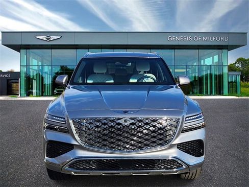 Used 2025 Genesis GV80 3.5T Prestige image 2