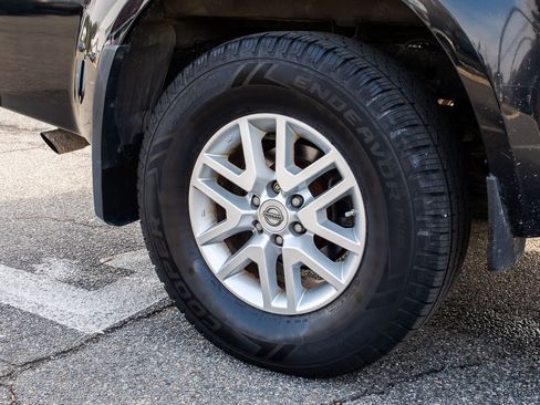 Used 2016 Nissan Frontier SV w/ SV Value Truck Package image 7