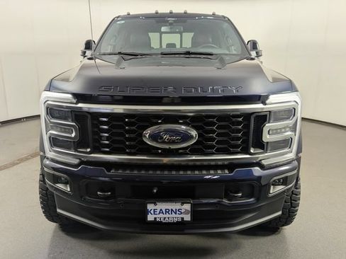 Used 2025 Ford F450 Platinum w/ FX4 Off-Road Package AWD/4WD image 3