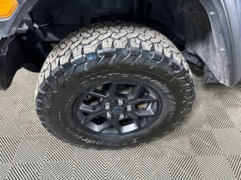 Used 2024 Jeep Wrangler Unlimited image 9