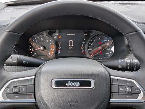 Certified 2025 Jeep Compass Latitude w/ Convenience Group AWD/4WD image 26