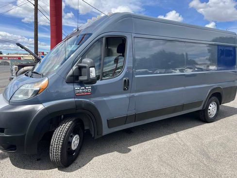 Used 2020 RAM ProMaster 3500 FWD image 3