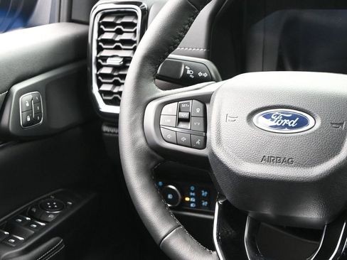 New 2025 Ford Ranger Lariat w/ FX4 Off-Road Package AWD/4WD image 27