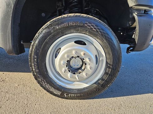 Used 2012 Ford F450 XL w/ High Capacity Trailer Tow Pkg image 8