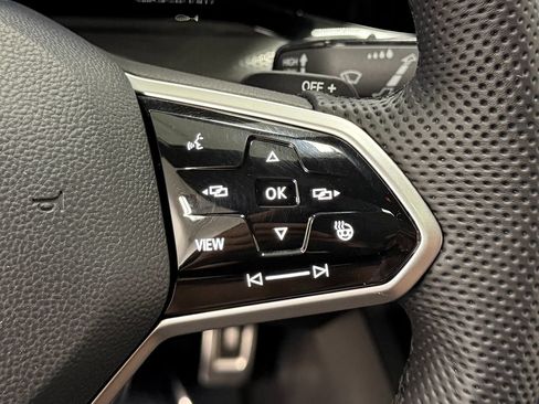 Used 2022 Volkswagen GTI Autobahn FWD image 19