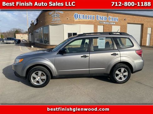 Used 2011 Subaru Forester 2.5X w/ Alloy Wheel Value Pkg image 1