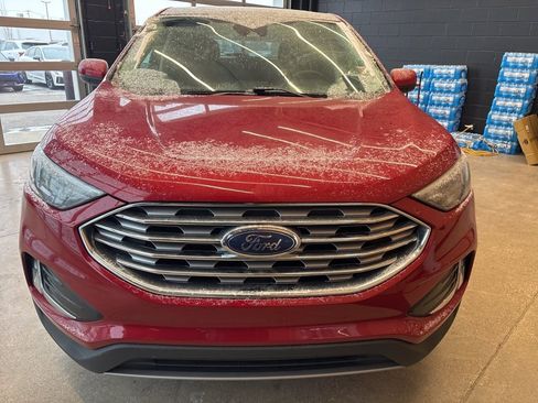 Used 2022 Ford Edge SEL w/ Convenience Package image 3