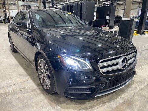 Used 2020 Mercedes-Benz E 450 4MATIC Sedan image 1