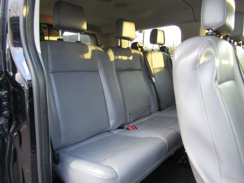 Used 2018 Ford Transit 150 XL image 11
