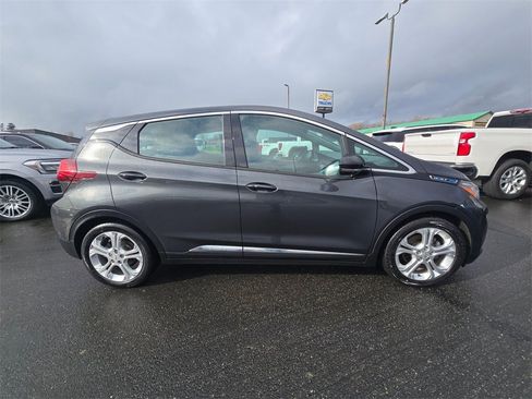 Used 2019 Chevrolet Bolt LT image 2