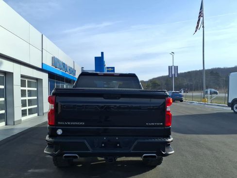 Certified 2021 Chevrolet Silverado 1500 Custom Trail Boss image 6