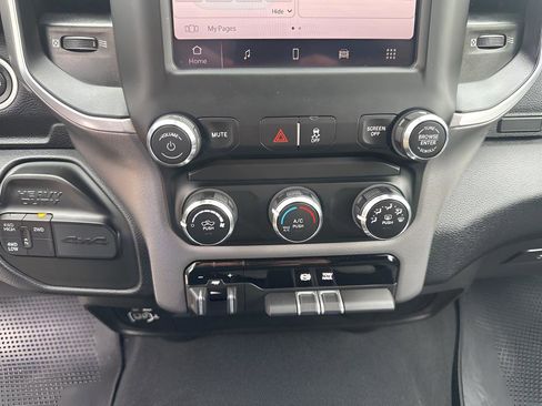 Certified 2024 RAM 3500 Big Horn image 35