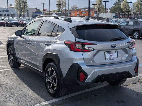 Used 2025 Subaru Crosstrek 2.5i Premium w/ Crosstrek Mirror Package AWD/4WD image 5