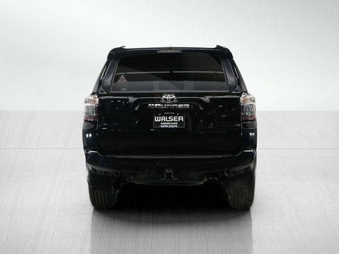 Used 2024 Toyota 4Runner SR5 Premium image 6