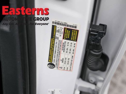 Used 2024 Volkswagen Tiguan Wolfsburg Edition image 34