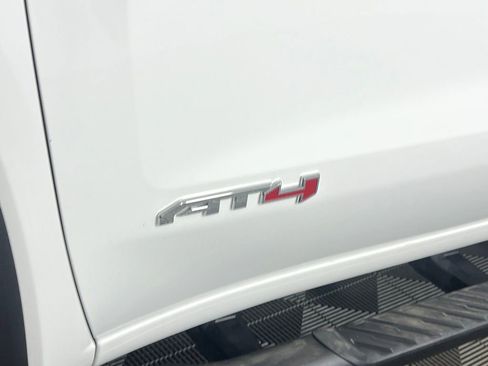 Used 2025 GMC Sierra 1500 AT4 w/ AT4 Premium Package image 28