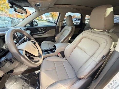 Certified 2021 Lincoln Corsair FWD w/ Premium Package image 14