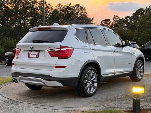 Used 2017 BMW X3 sDrive28i RWD image 7