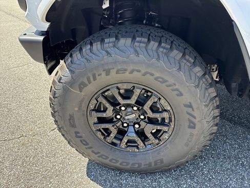 New 2026 Ford Bronco Raptor w/ Interior Carbon Fiber Pack AWD/4WD image 11