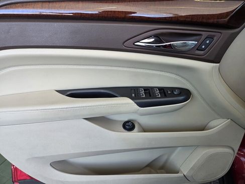 Used 2015 Cadillac SRX Luxury w/ Driver Awareness Package FWD image 23