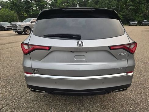 Used 2023 Acura MDX w/ Advance Package AWD/4WD image 4